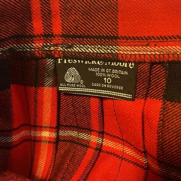 Red Plaid Women's Skirt size 10 made in Britain 100 wool - Picture 5 of 5